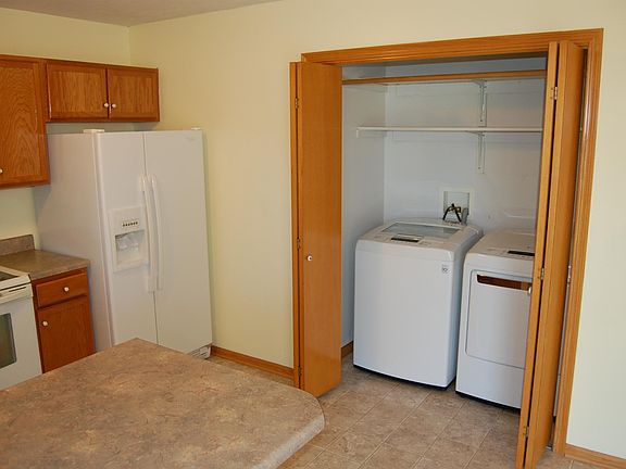 3rd image of 2419 NW 47th St