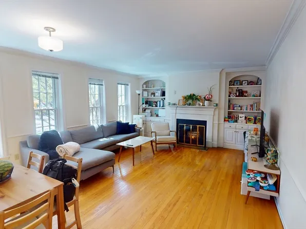 149 Beaconsfield Rd #B2, Brookline, MA 02445