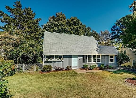 2nd image of 5412 Westbourne Dr