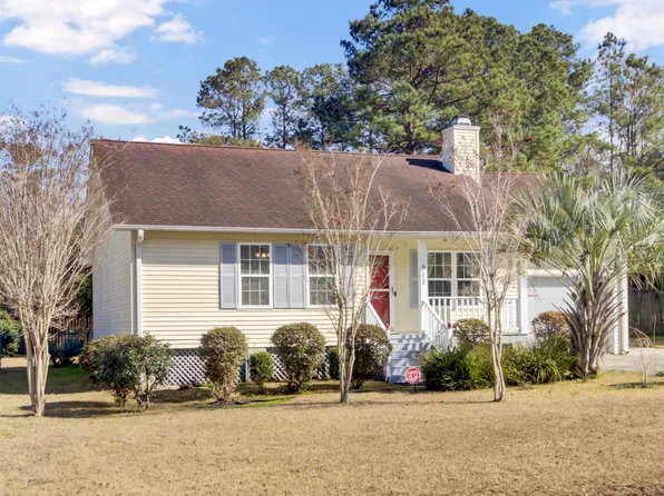 611 Dolphin Dr, Summerville, SC 29485