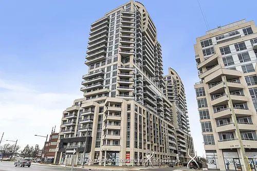 9201 Yonge St Photo 1