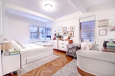 Rented by Urbane Brokerage