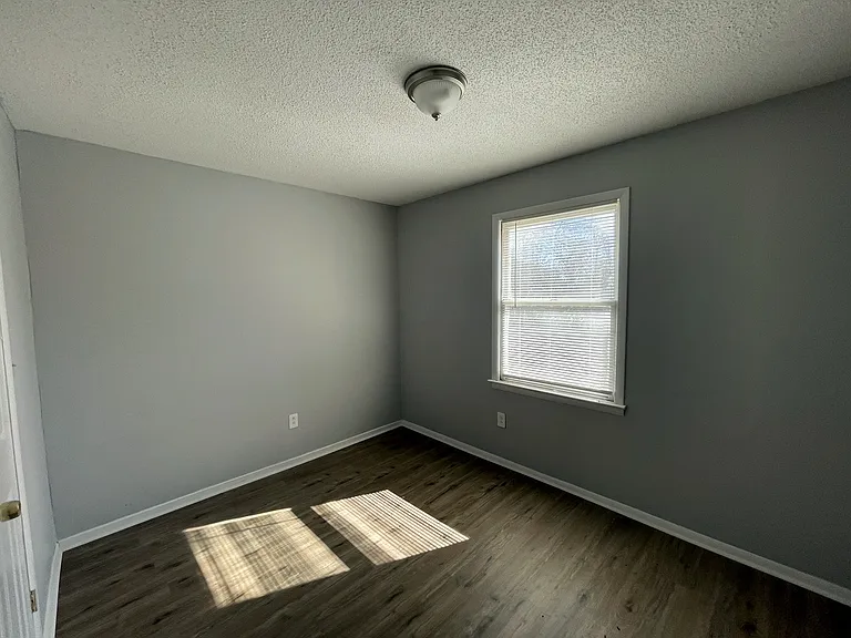 3929 Highridge Dr SW #D — Photo 3