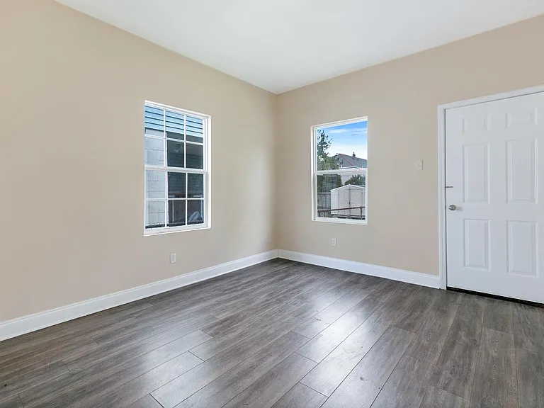 8821 Cohn St — Photo 12