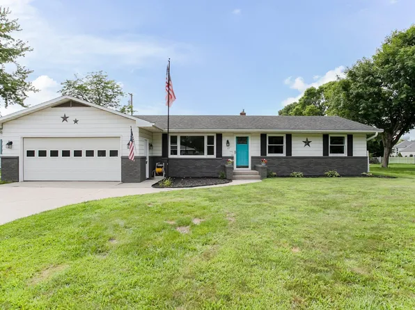 52 Greenway Dr, Goshen, IN 46526