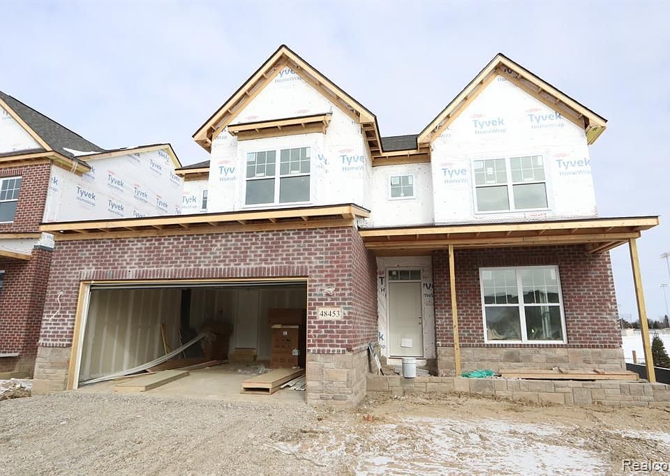 1st image of 48453 Fieldstone Dr