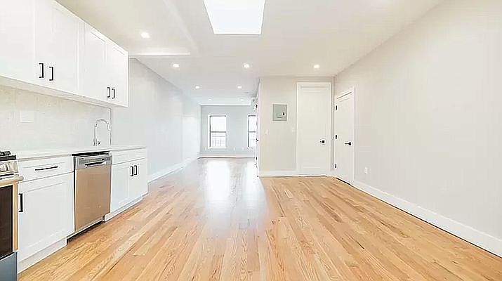 1st image of 234A Vernon Ave #3A