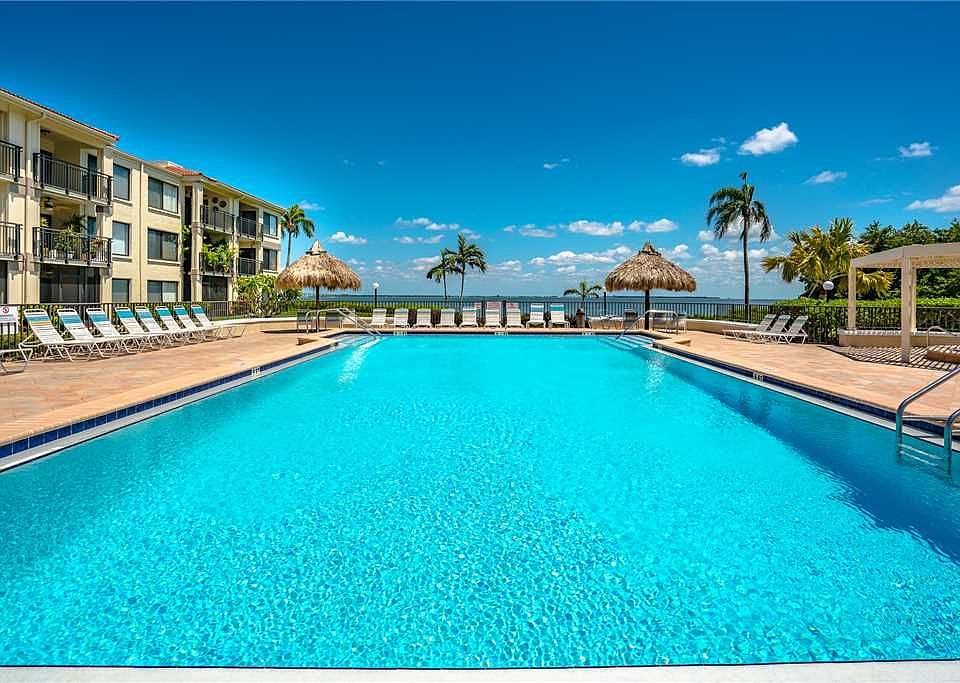 Resort Style Pool