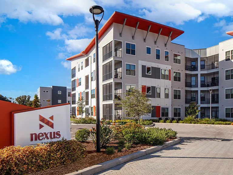 Nexus Brandon Apartments — Photo 45