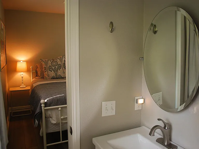 1108 Royal Dr — Photo 13