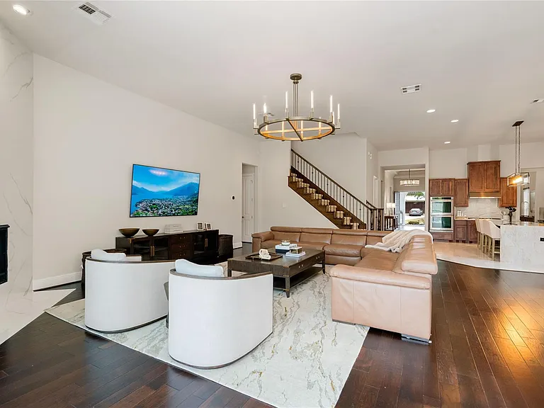7 Valley Cottage Pl — Photo 11