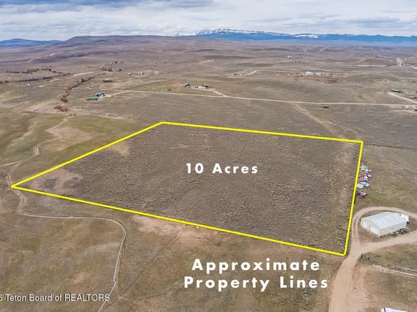 11 Prophet Ln N, Pinedale, WY 82941