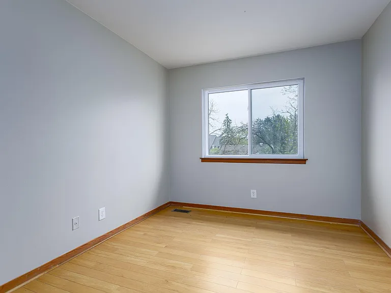 5842 Niles St #5844 — Photo 12