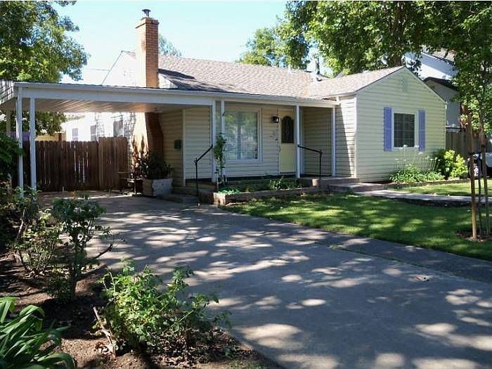2nd image of 214 Hays St