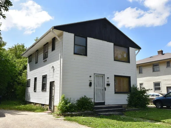 5649 N 61st St, Milwaukee, WI 53218