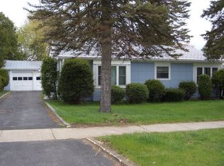 7 Sanborn Ave, Plattsburgh, NY 12901