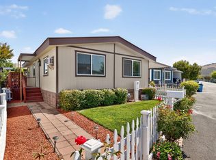 109 Pear Ln #109, Santa Rosa, CA 95407