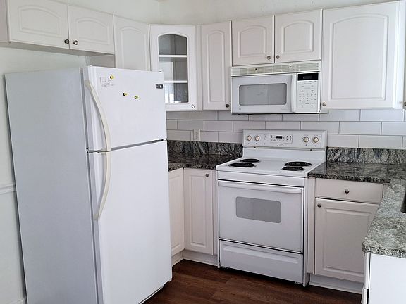 3rd image of 5725 1st Ave N