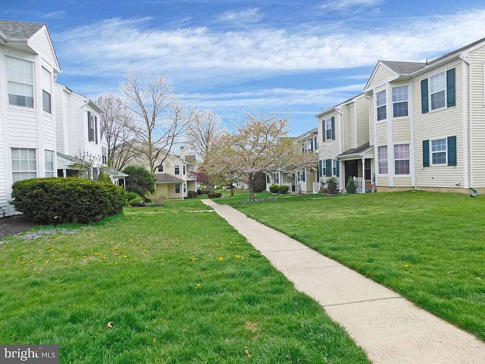 37 Taylors Way, Holland, PA 18966 Zillow