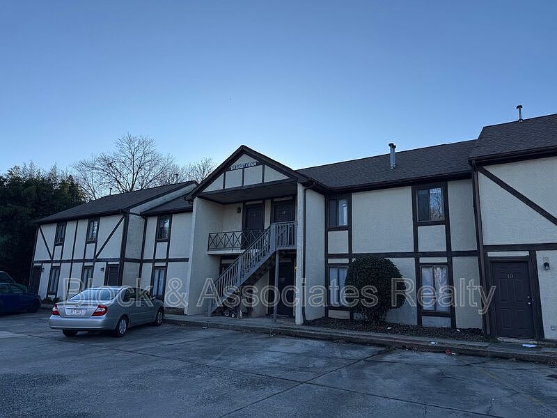 1st image of 605 Sunset Ave #12
