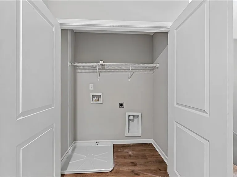 2840 Laurel Ridge Cir — Photo 28