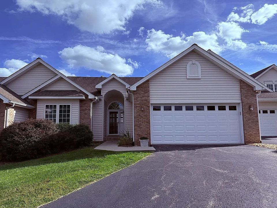 1st image of 2513 Cherry Ln