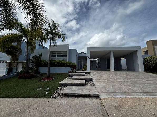 Guayacan Urb Vistas De Rio Grande #2-464, Rio Grande, PR 00745