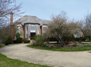 525 Lancaster Ct, Inverness, IL 60010