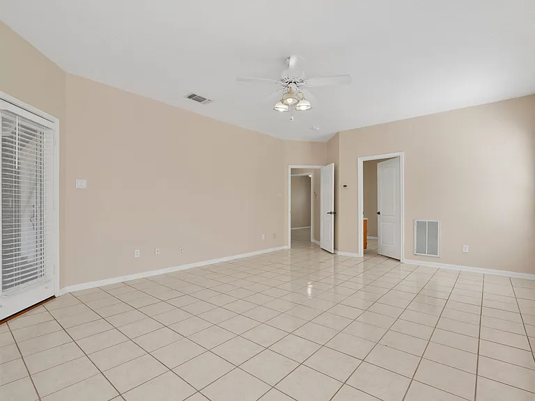 11618 Blazing Sunset St — Photo 10