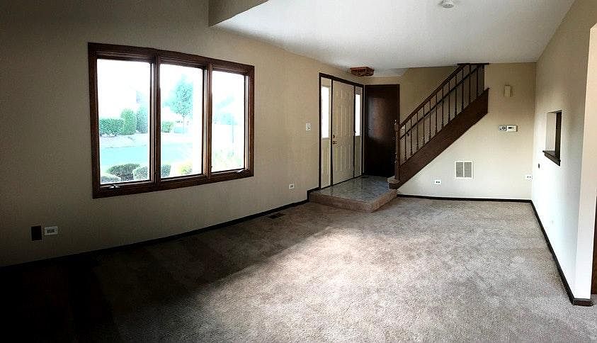 Entry and Lving Room