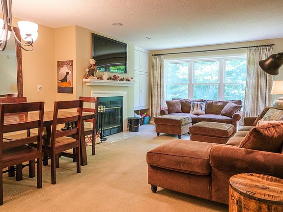 4th image of 46 Fowler Road #O205