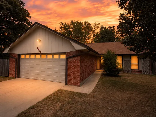 9607 NE 4th St, Midwest City, OK 73130
