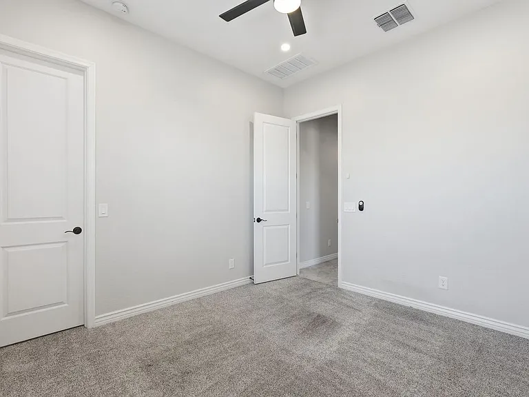 10631 E Thatcher Ave — Photo 17