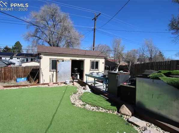 2130 Olympic Dr, Colorado Springs, CO 80910