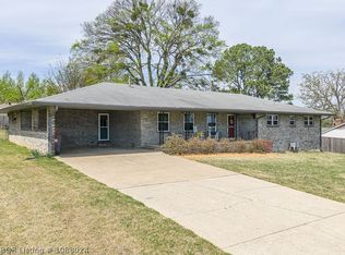 1109 Lisa Ln, Van Buren, AR 72956