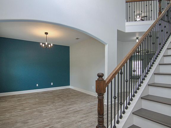 2nd image of 607 Alexis Way