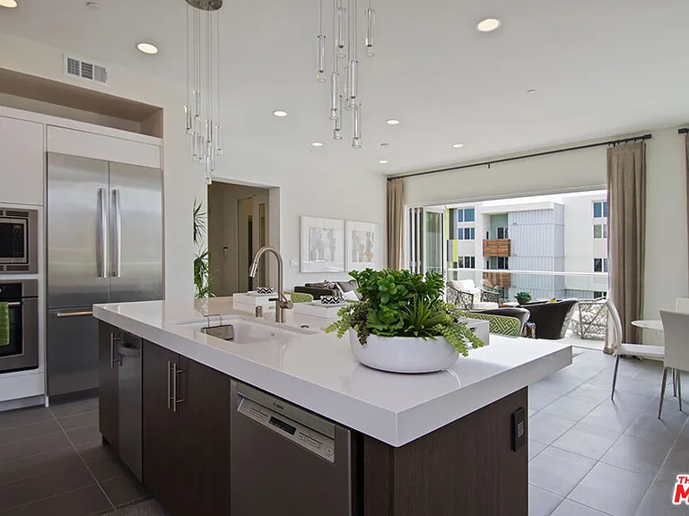 12698 Sandhill Ln #3 — Photo 7