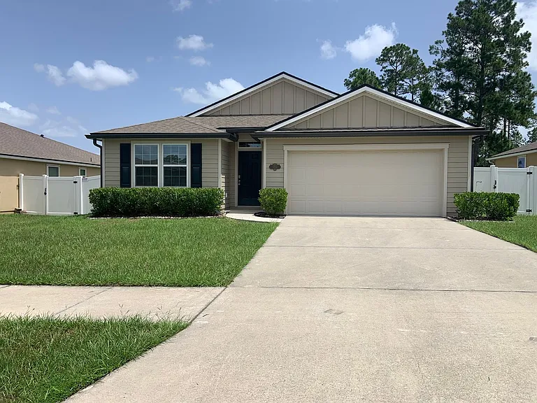 1763 Eagle View Way — Photo 1
