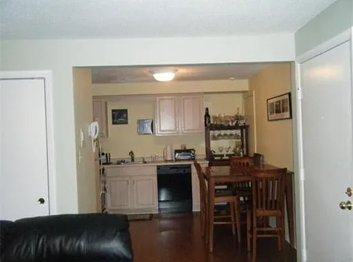 88 Beacon St — Photo 6