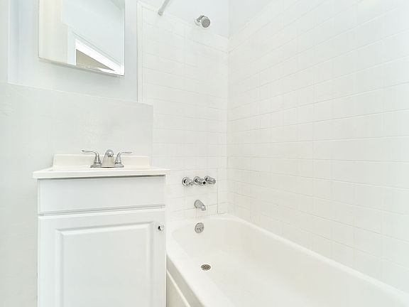 5th image of 537 E 81st St APT 4B