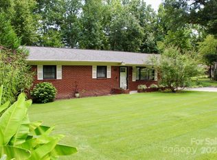 306 Oakdale Ave, Kannapolis, NC 28083