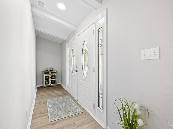 5th image of 5620 Trafalgar Dr