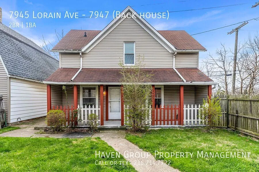 7945 (7947) Lorain Ave | Back House, Cleveland, Ohio, 44102 - Spacious 2-bed 1-bath multi-family ... — Photo 1