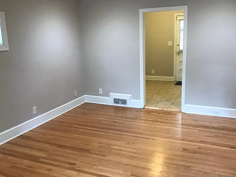 1304 Polo Rd — Photo 4