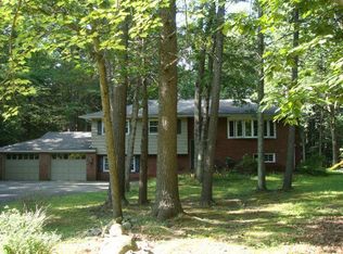63 Witchtree Rd, Woodstock, NY 12498