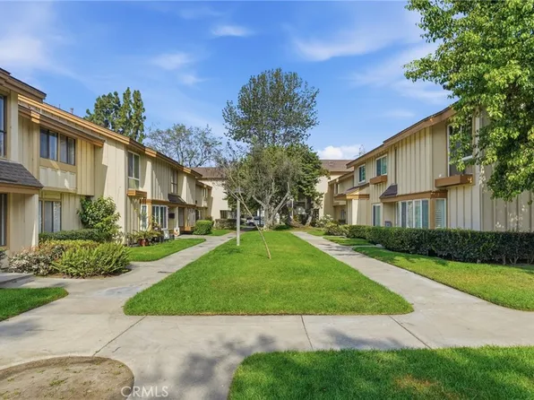 9646 Karmont Ave, South Gate, CA 90280