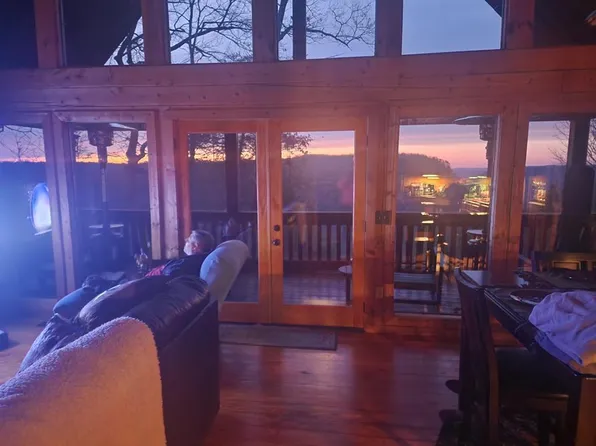 1131 Grandview Way, Jamestown, TN 38556