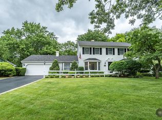 6S371 New Castle Rd, Naperville, IL 60540