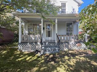 79 Catherine St, Glace Bay, NS B1A 2K1
