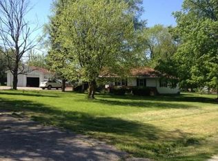 7303 W Lancaster Rd, Peoria, IL 61607